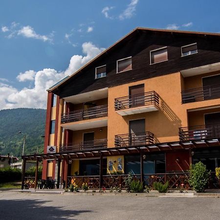 La Svolta Hotel Chiuro Ngoại thất bức ảnh