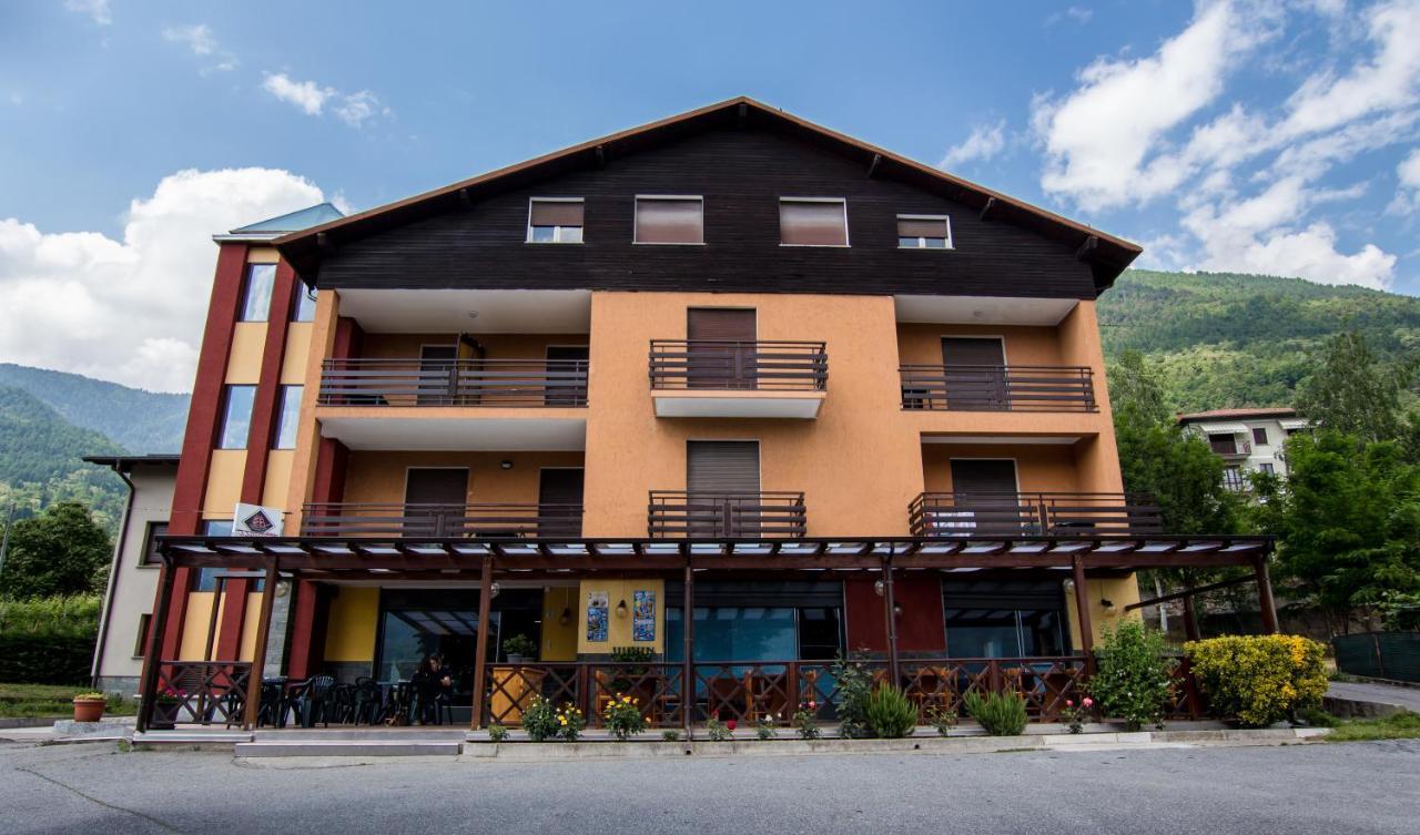 La Svolta Hotel Chiuro Ngoại thất bức ảnh